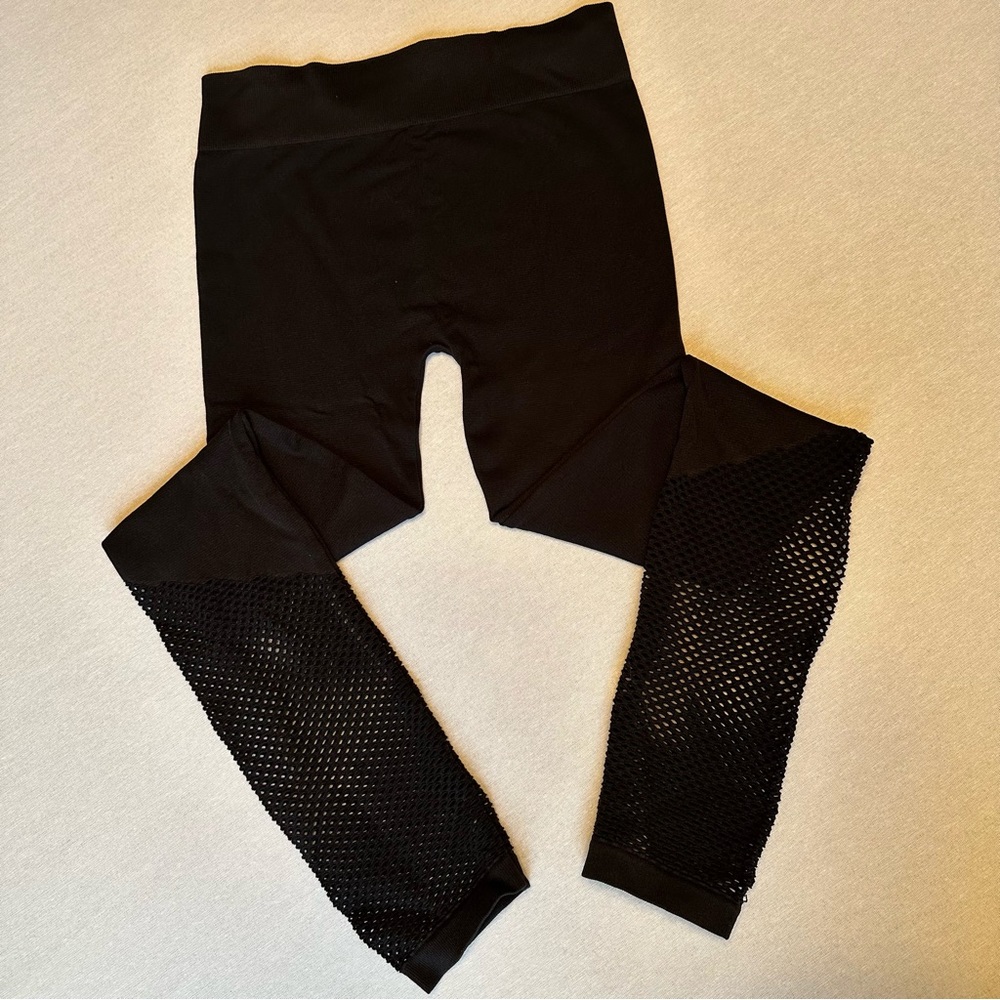 💚 Xersion 💕Nylon/Spandex With Mesh Calf Yoga or Under Long Shirt Leg … - Picture 2 of 5